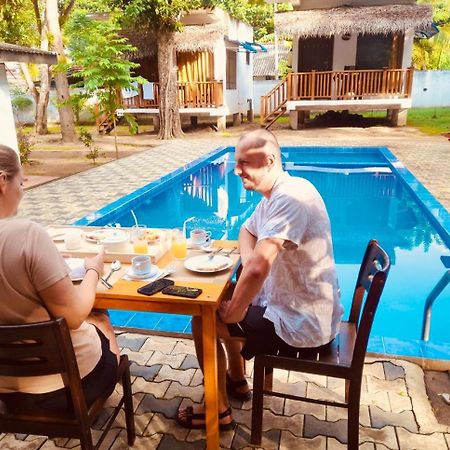 Edward'S Bungalow Tangalle Dış mekan fotoğraf